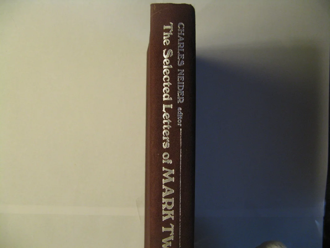 roundaboutbookstore-11413518