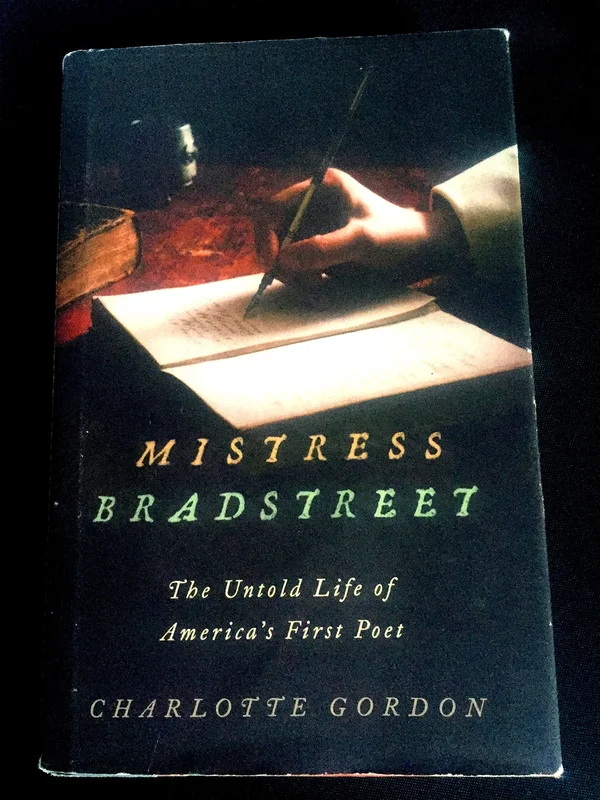 roundaboutbookstore-11420448