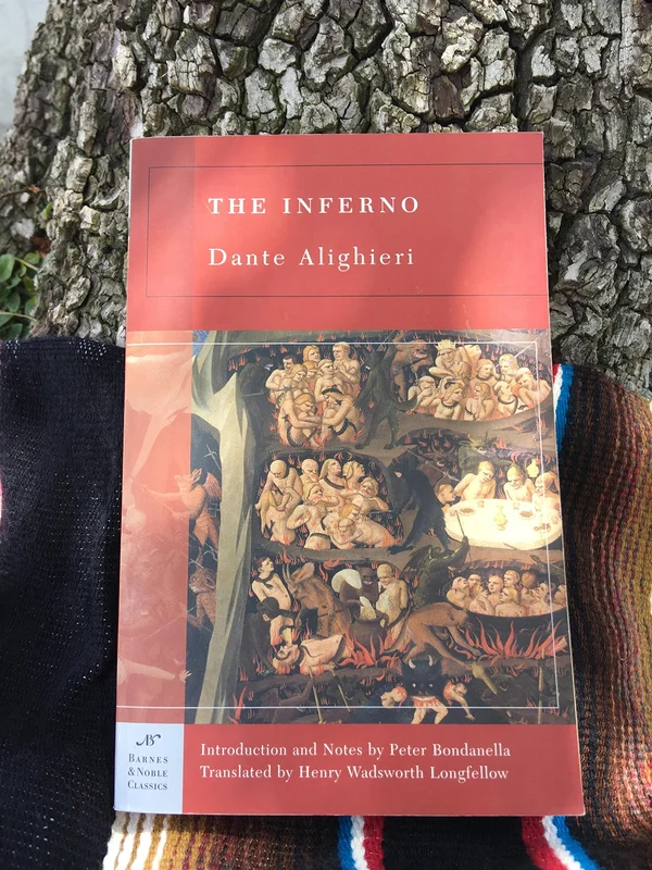 roundaboutbookstore1299700